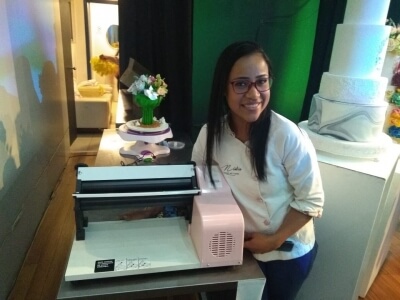 Sugar cake show